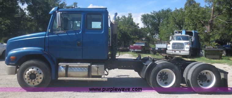 image for item I2222 1996 Freightliner FL112 semi truck