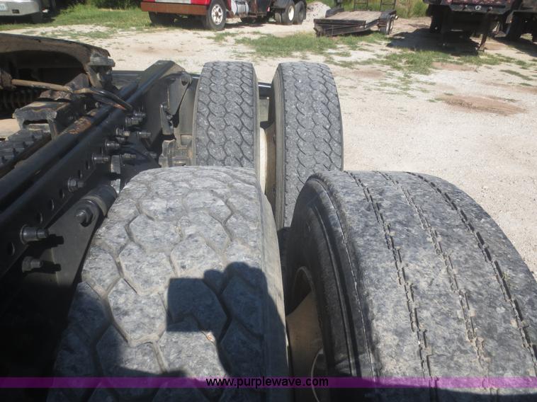 image for item I2222 1996 Freightliner FL112 semi truck