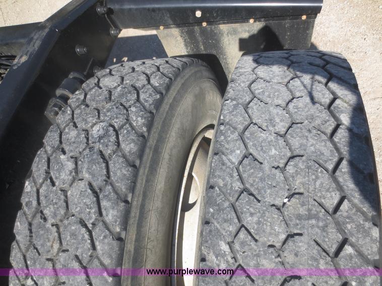 image for item I2222 1996 Freightliner FL112 semi truck