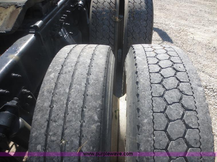 image for item I2222 1996 Freightliner FL112 semi truck