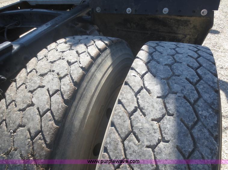 image for item I2222 1996 Freightliner FL112 semi truck