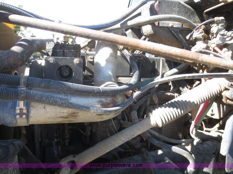 image for item I2222 1996 Freightliner FL112 semi truck