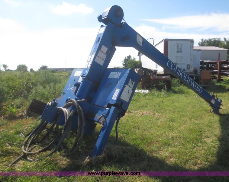 image for item I2225 National Crane 200 crane
