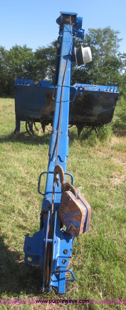 image for item I2225 National Crane 200 crane