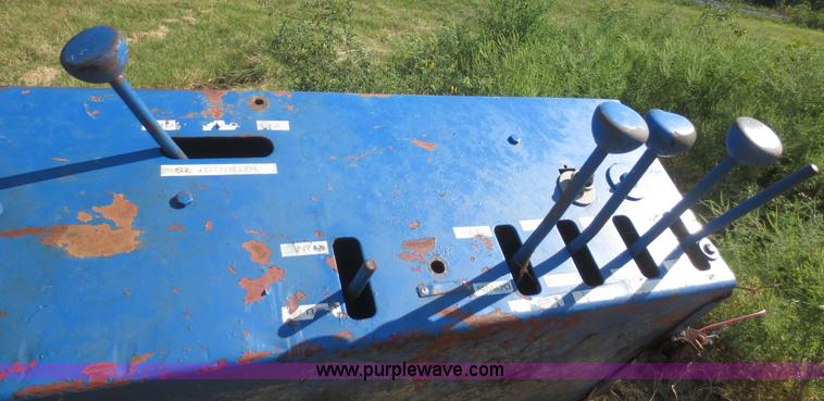 image for item I2225 National Crane 200 crane