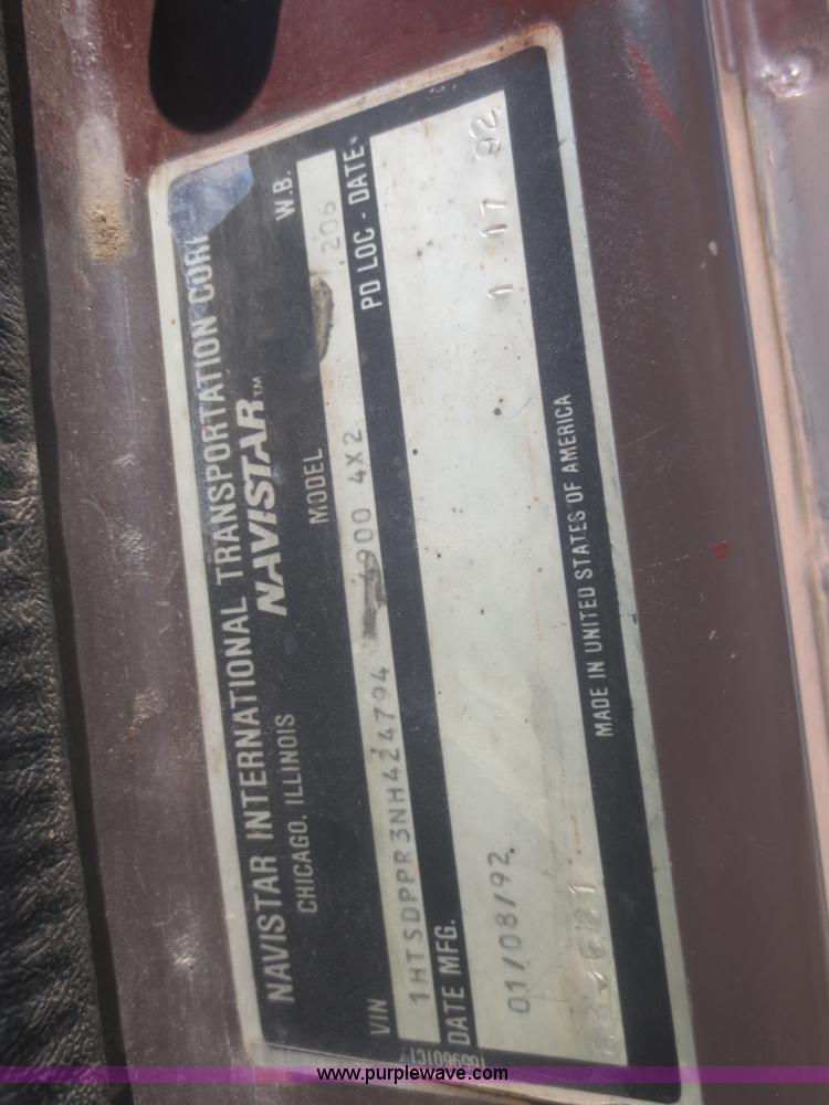 image for item I2227 1992 International 4900 refuse truck