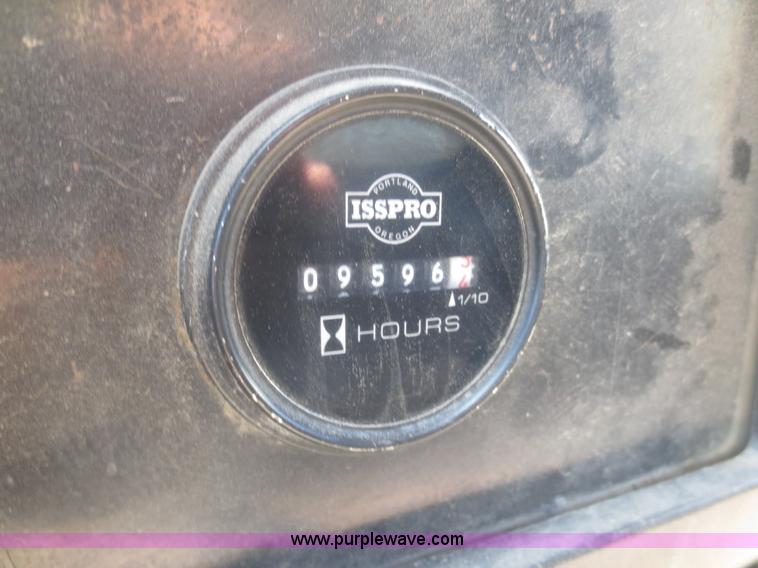 image for item I2227 1992 International 4900 refuse truck