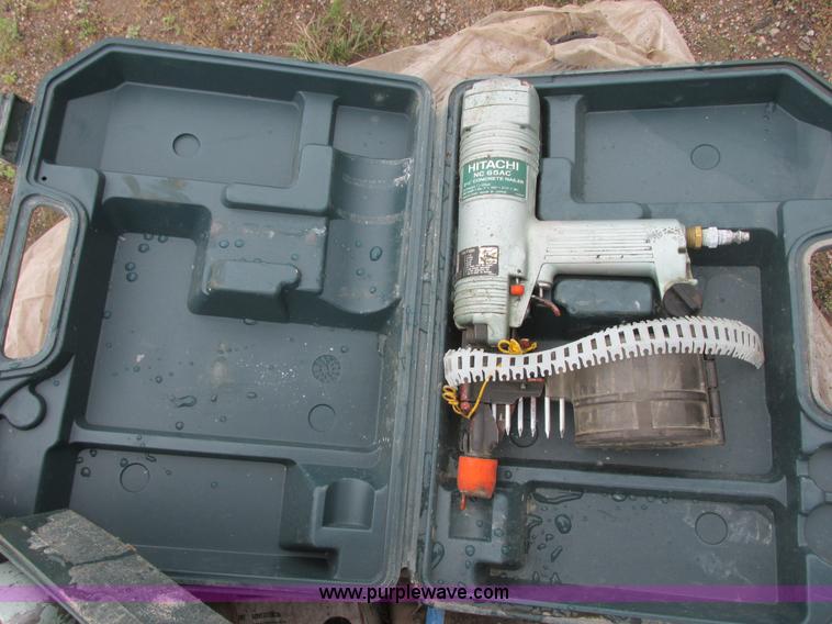 image for item I6135 Assorted items