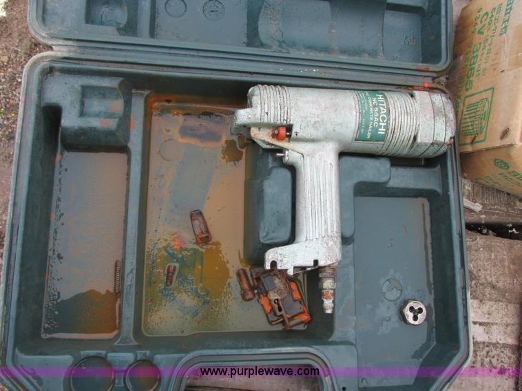 image for item I6135 Assorted items