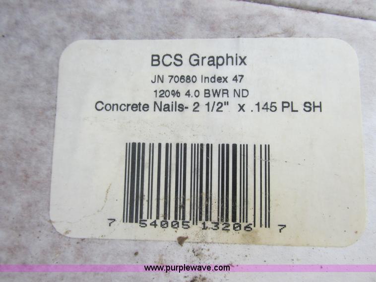 image for item I6135 Assorted items