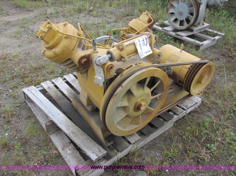 image for item I6138 Ingersoll Rand 100 air compressor
