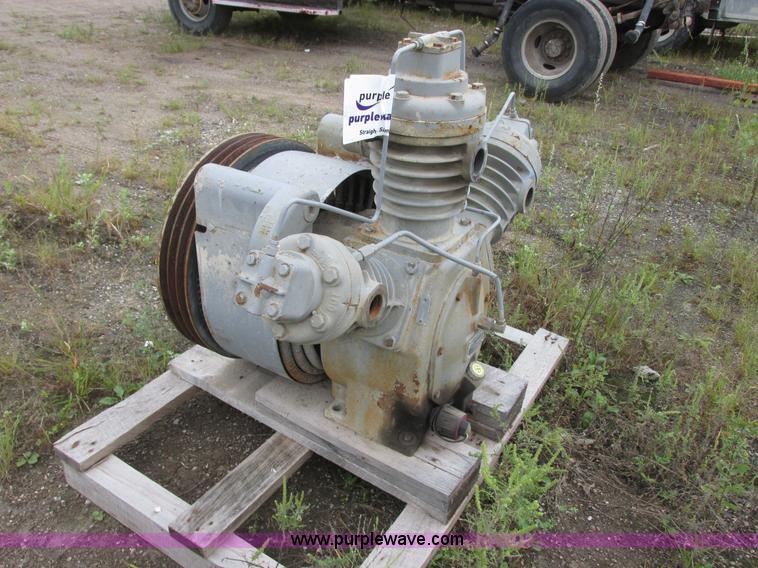 image for item I6139 Ingersoll Rand 15T air compressor