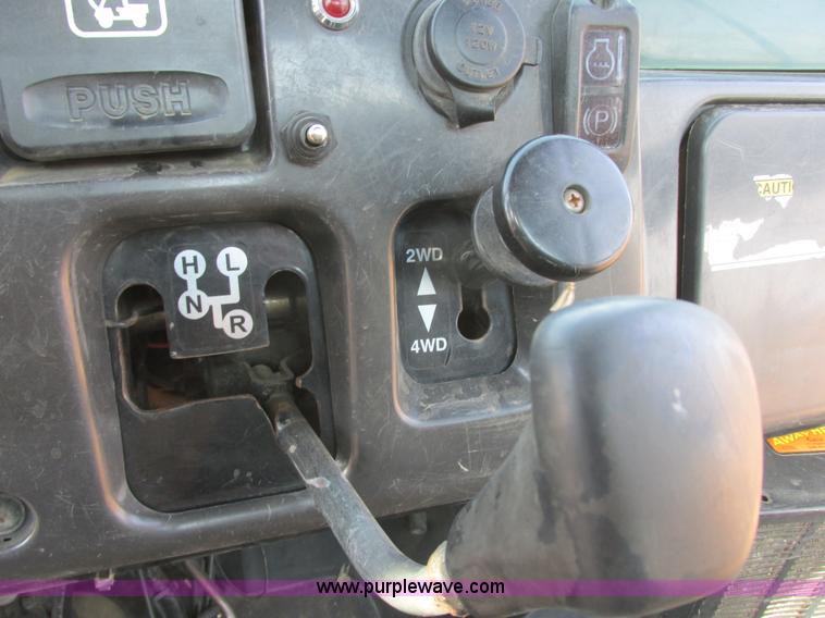 image for item I6209 2008 Kawasaki Mule 3010 utility vehicle