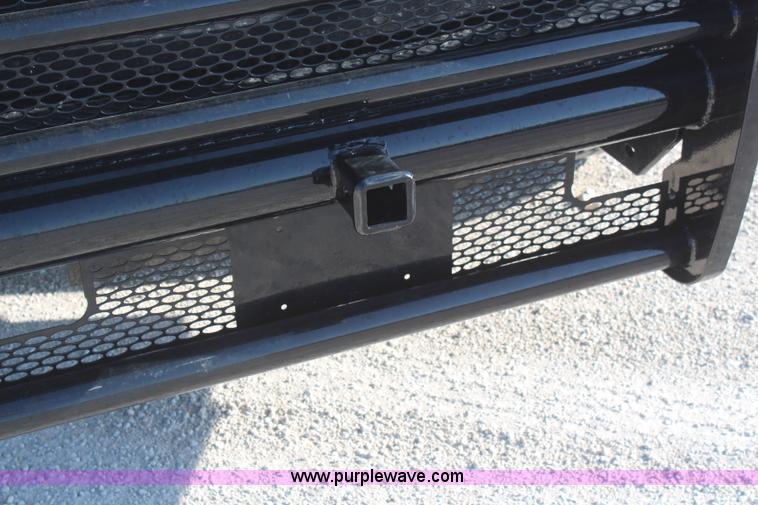 image for item J2071 2008 Ford F350 XL flatbed truck