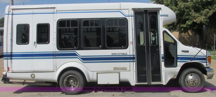 image for item J2454 2003 Ford E350 Super Duty Startrans bus