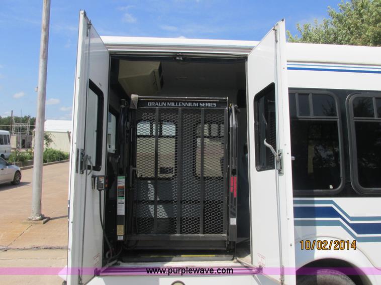 image for item J2454 2003 Ford E350 Super Duty Startrans bus