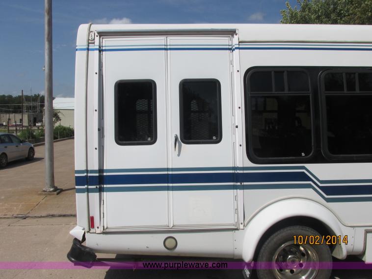 image for item J2454 2003 Ford E350 Super Duty Startrans bus