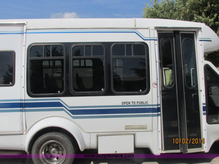 image for item J2454 2003 Ford E350 Super Duty Startrans bus