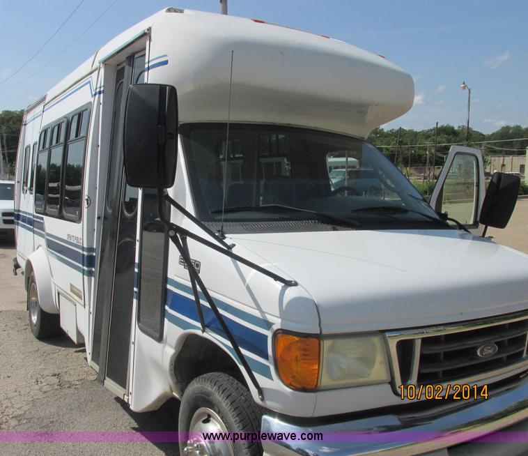 image for item J2454 2003 Ford E350 Super Duty Startrans bus
