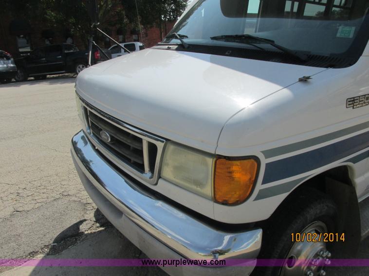 image for item J2454 2003 Ford E350 Super Duty Startrans bus