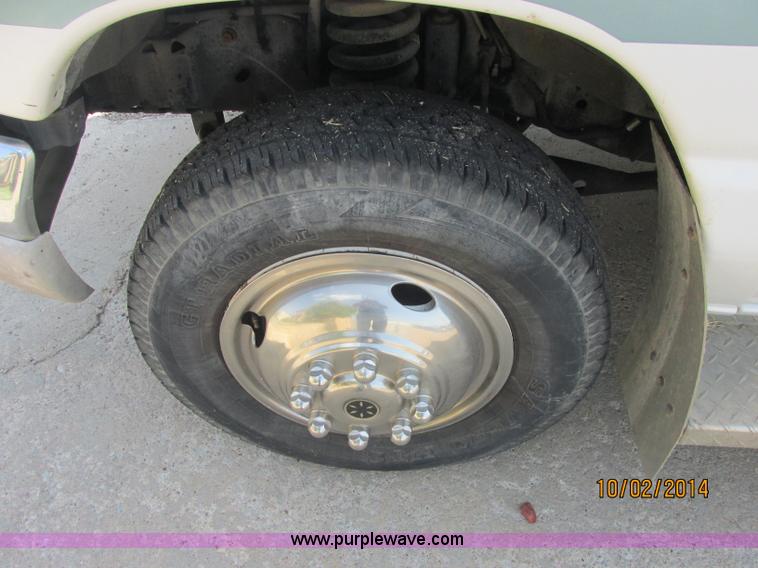 image for item J2454 2003 Ford E350 Super Duty Startrans bus