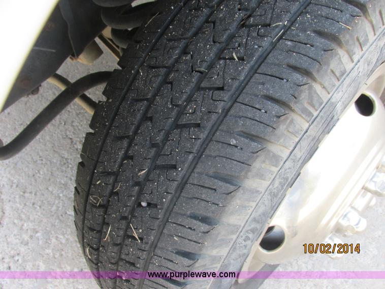 image for item J2454 2003 Ford E350 Super Duty Startrans bus