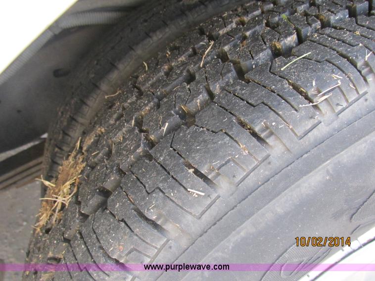 image for item J2454 2003 Ford E350 Super Duty Startrans bus