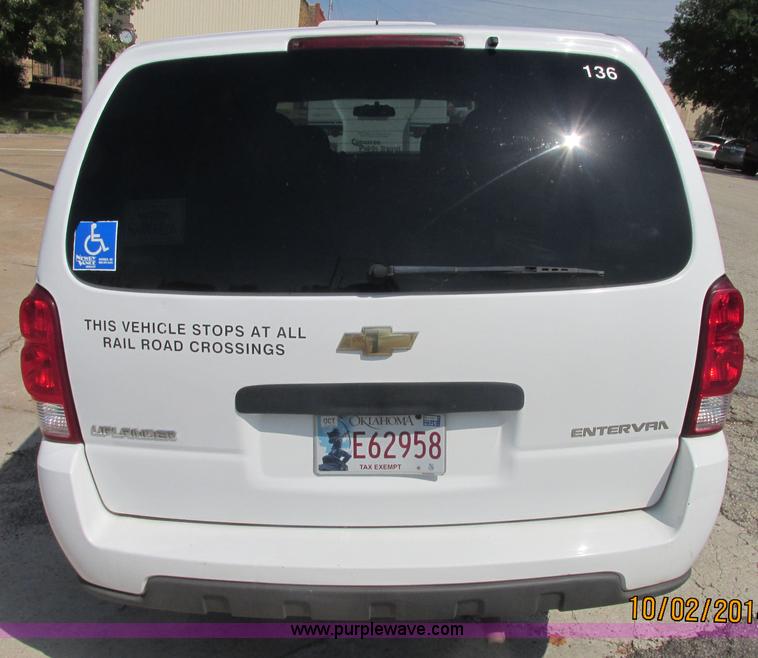 image for item J2455 2007 Chevrolet Uplander cargo van