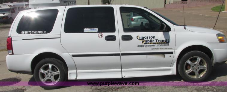 image for item J2455 2007 Chevrolet Uplander cargo van