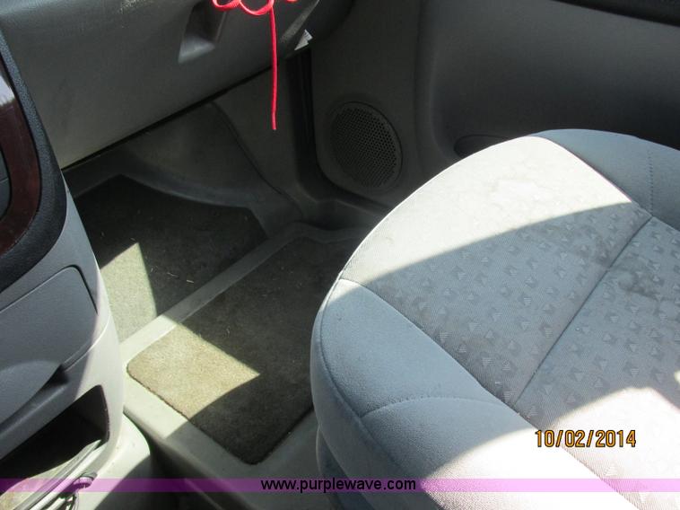 image for item J2455 2007 Chevrolet Uplander cargo van