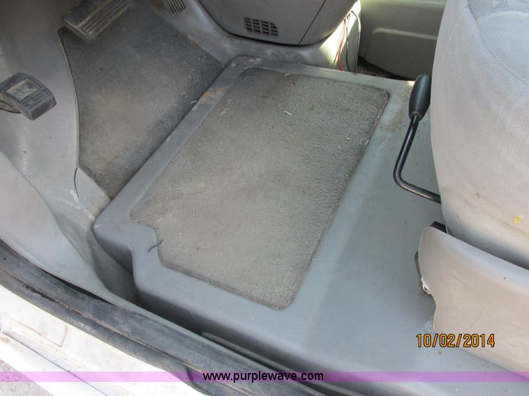 image for item J2455 2007 Chevrolet Uplander cargo van