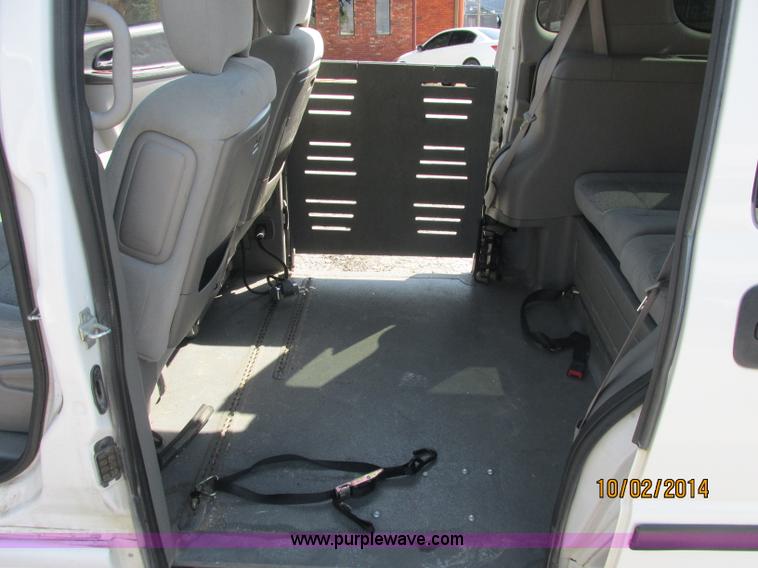 image for item J2455 2007 Chevrolet Uplander cargo van