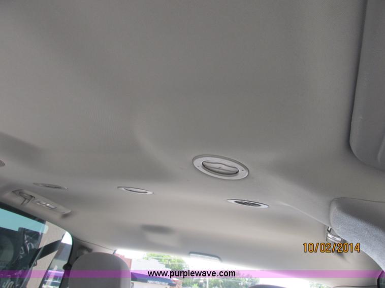 image for item J2455 2007 Chevrolet Uplander cargo van