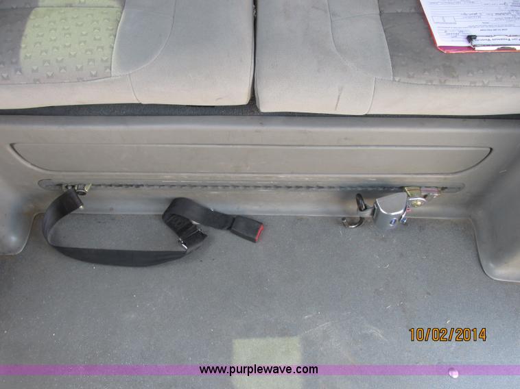 image for item J2455 2007 Chevrolet Uplander cargo van