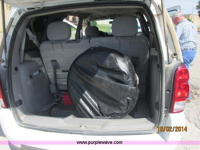 image for item J2455 2007 Chevrolet Uplander cargo van
