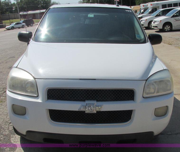 image for item J2455 2007 Chevrolet Uplander cargo van