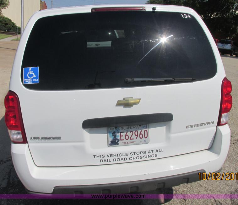 image for item J2456 2007 Chevrolet Uplander cargo van