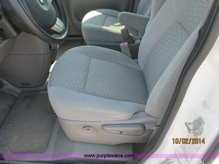 image for item J2456 2007 Chevrolet Uplander cargo van