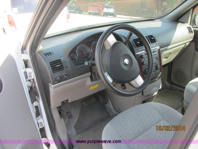 image for item J2456 2007 Chevrolet Uplander cargo van