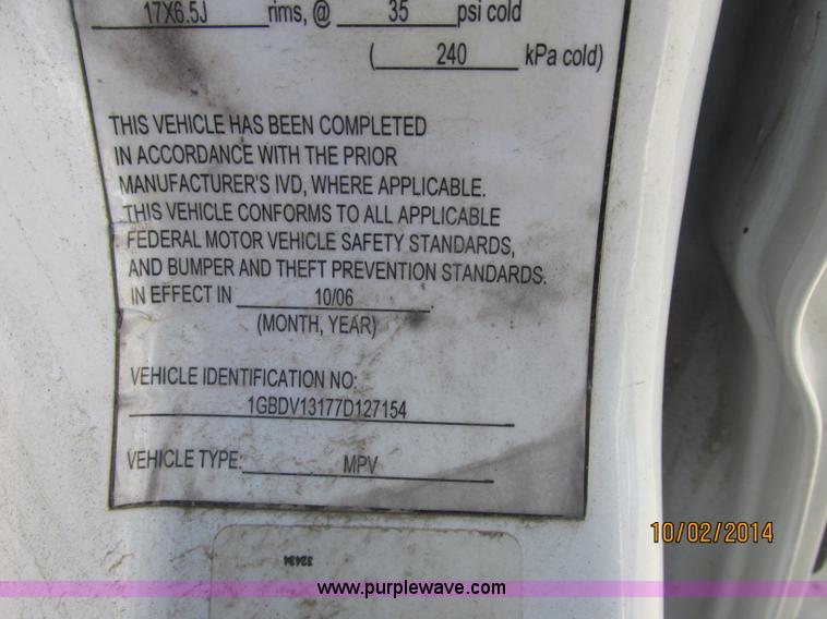 image for item J2456 2007 Chevrolet Uplander cargo van