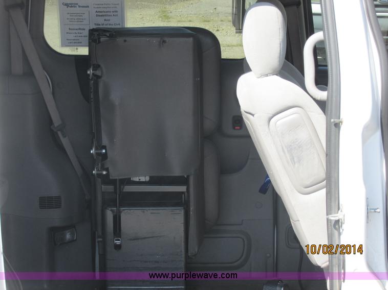 image for item J2456 2007 Chevrolet Uplander cargo van