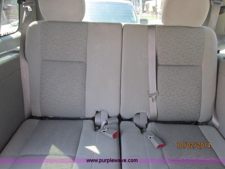 image for item J2456 2007 Chevrolet Uplander cargo van