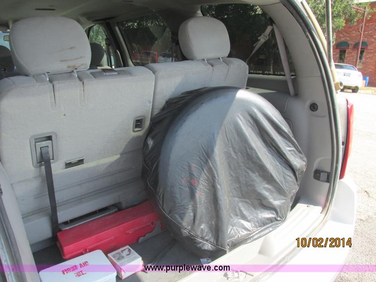 image for item J2456 2007 Chevrolet Uplander cargo van