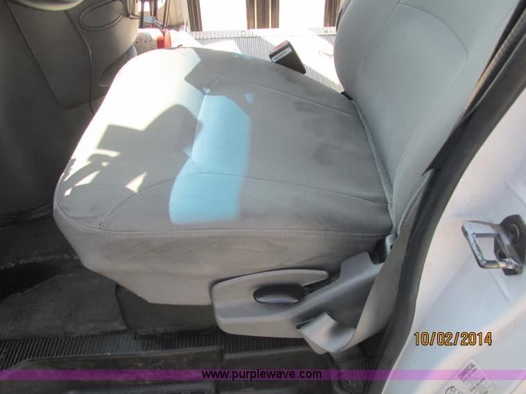 image for item J2458 2005 Ford E450 Giradian bus