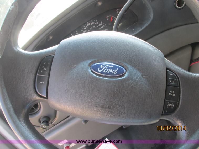 image for item J2458 2005 Ford E450 Giradian bus