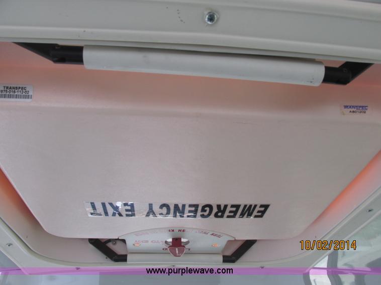 image for item J2458 2005 Ford E450 Giradian bus