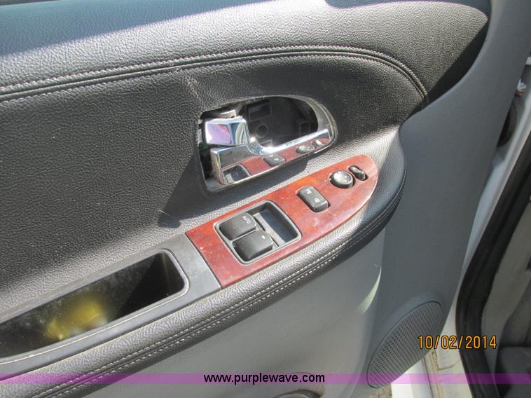 image for item J2459 2007 Chevrolet Uplander cargo van