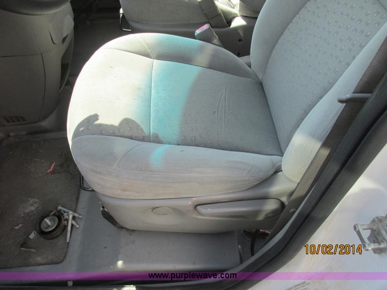 image for item J2459 2007 Chevrolet Uplander cargo van