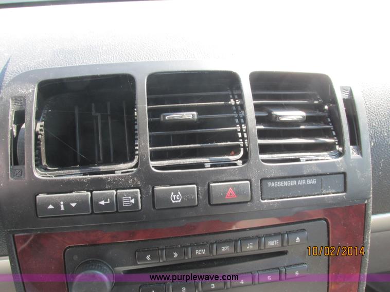 image for item J2459 2007 Chevrolet Uplander cargo van