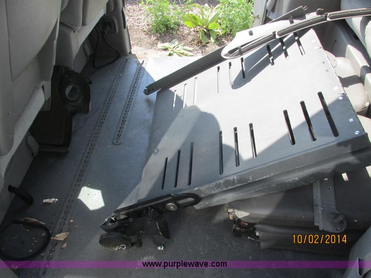 image for item J2459 2007 Chevrolet Uplander cargo van